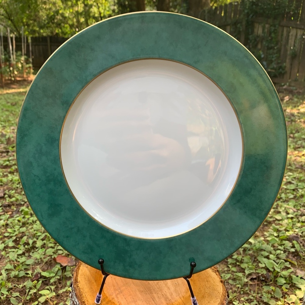 Medard de Noblat Limoges Galante Verte chop plate